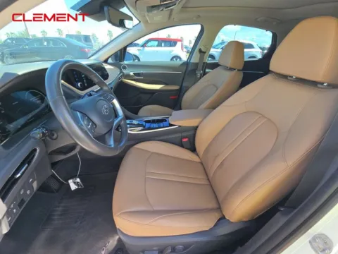 Another view of 2023 Hyundai Sonata Hybrid Limited for sale in St. Charles, MO at Clement Supercenter