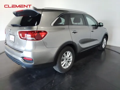 More photos of 2019 Kia Sorento LX at Clement Supercenter, MO