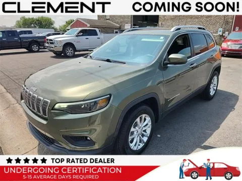 Green 2019 Jeep Cherokee Latitude for sale in St. Charles, MO