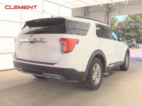 More photos of 2023 Ford Explorer XLT at Clement Supercenter, MO