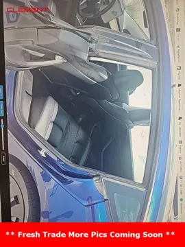 More photos of 2023 Tesla Model 3 Performance at Clement Supercenter, MO