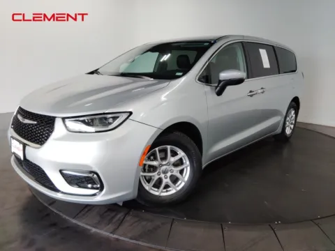 Silver 2023 Chrysler Pacifica Touring L for sale in St. Charles, MO