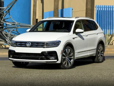 White 2021 Volkswagen Tiguan 2.0T SE R-Line Black for sale in St. Charles, MO