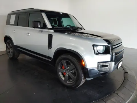 More photos of 2022 Land Rover Defender 110 X at Clement Supercenter, MO