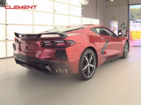 More photos of 2021 Chevrolet Corvette Stingray at Clement Supercenter, MO