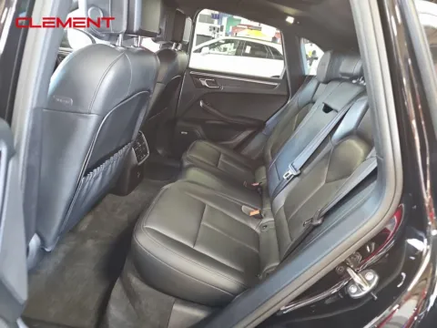 More photos of 2020 Porsche Macan GTS at Clement Supercenter, MO
