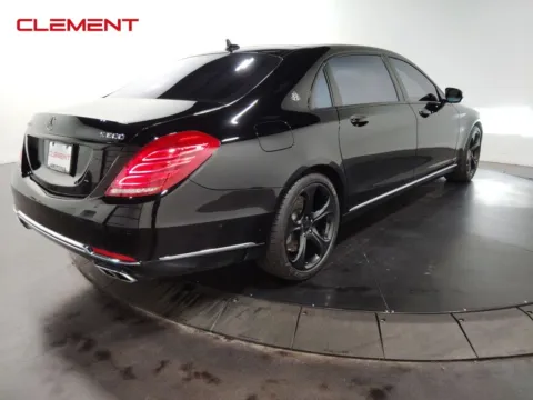 More photos of 2016 Mercedes-Benz S-Class Maybach S 600 at Clement Supercenter, MO