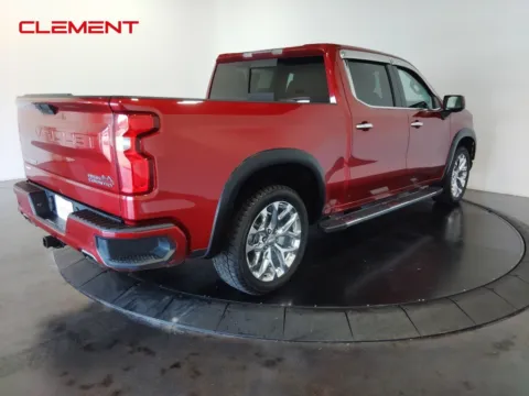 More photos of 2019 Chevrolet Silverado 1500 High Country at Clement Supercenter, MO