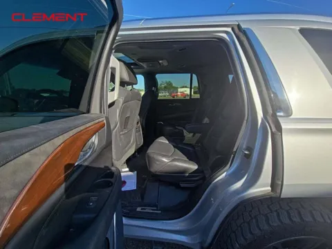 More photos of 2017 Cadillac Escalade Premium Luxury at Clement Supercenter, MO