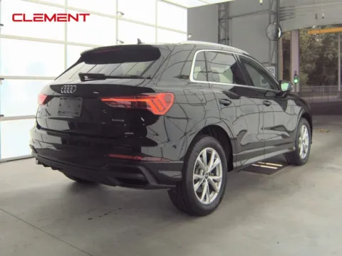 More photos of 2023 Audi Q3 Premium at Clement Supercenter, MO