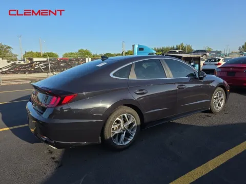 More photos of 2023 Hyundai Sonata SEL at Clement Supercenter, MO