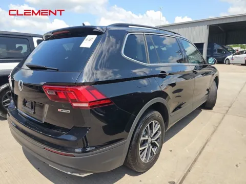More photos of 2019 Volkswagen Tiguan 2.0T SE at Clement Supercenter, MO