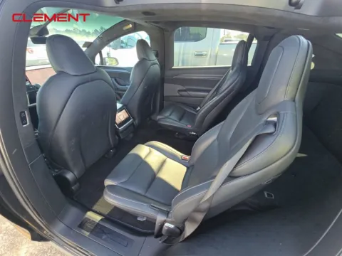 More photos of 2022 Tesla Model X Plaid at Clement Supercenter, MO