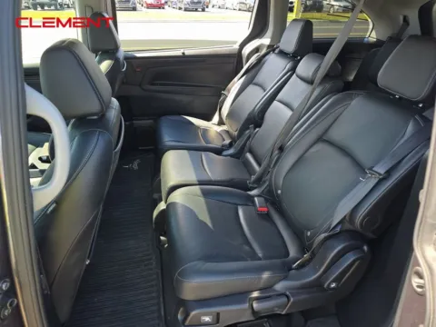 More photos of 2022 Honda Odyssey Touring at Clement Supercenter, MO