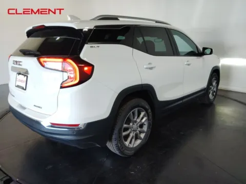 More photos of 2023 GMC Terrain SLT at Clement Supercenter, MO