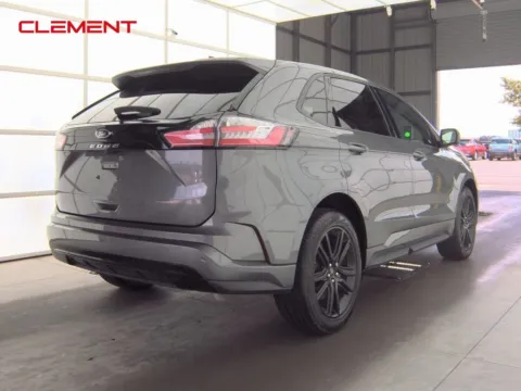 More photos of 2023 Ford Edge ST Line at Clement Supercenter, MO