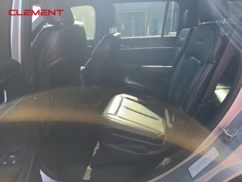 More photos of 2024 Jeep Grand Cherokee L Limited at Clement Supercenter, MO