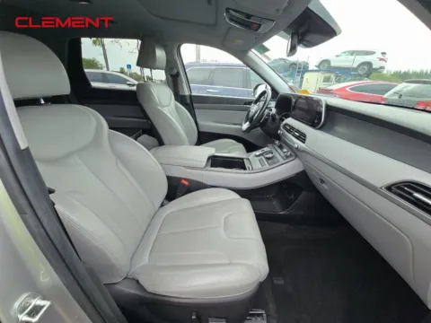 Another view of 2022 Hyundai Palisade SEL for sale in St. Charles, MO at Clement Supercenter