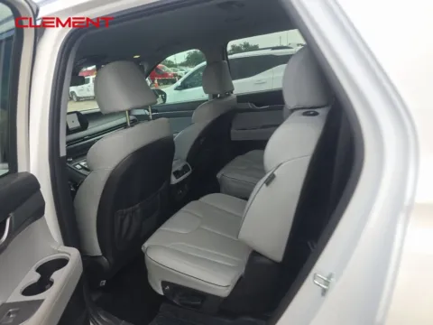 More photos of 2023 Hyundai Palisade SEL at Clement Supercenter, MO