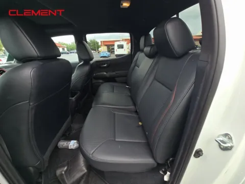 More photos of 2021 Toyota Tacoma TRD Pro at Clement Supercenter, MO