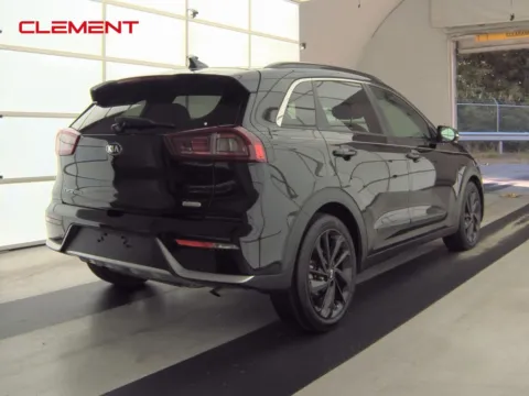 More photos of 2019 Kia Niro S Touring at Clement Supercenter, MO