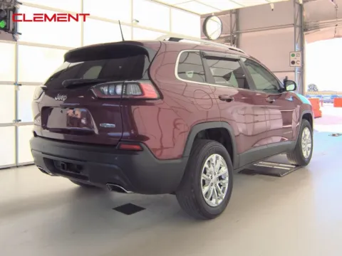 More photos of 2020 Jeep Cherokee Latitude Plus at Clement Supercenter, MO