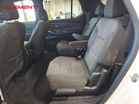 More photos of 2023 Chevrolet Traverse LT at Clement Supercenter, MO