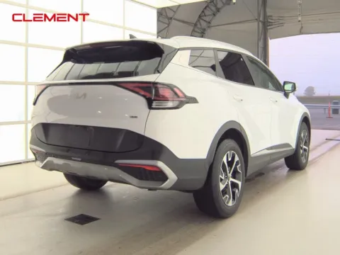 More photos of 2023 Kia Sportage EX at Clement Supercenter, MO