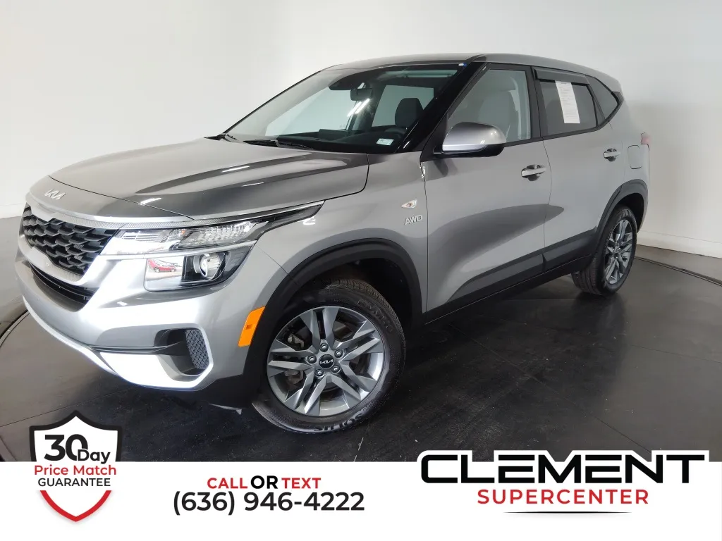 Gray 2023 Kia Seltos LX for sale in St. Charles, MO