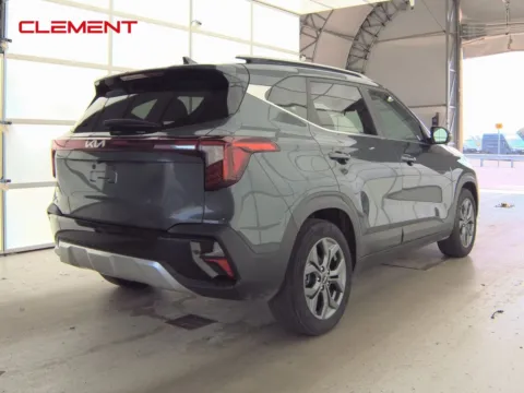 More photos of 2024 Kia Seltos S at Clement Supercenter, MO