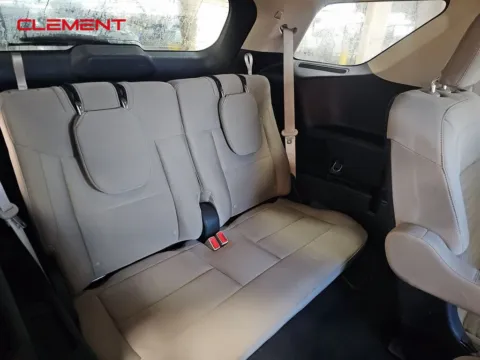 More photos of 2021 Ford Explorer XLT at Clement Supercenter, MO
