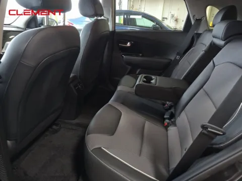 More photos of 2022 Kia Niro EV EX at Clement Supercenter, MO