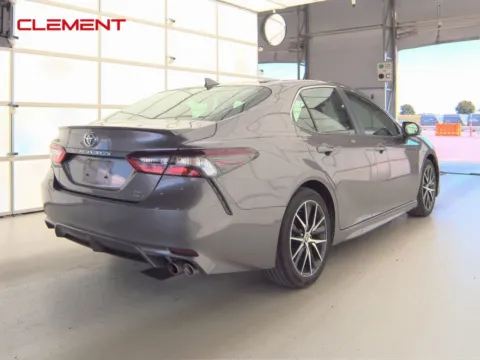 More photos of 2024 Toyota Camry SE at Clement Supercenter, MO