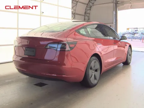 More photos of 2021 Tesla Model 3 Standard Range Plus at Clement Supercenter, MO