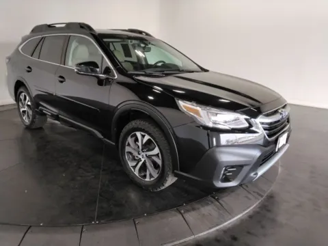 More photos of 2021 Subaru Outback Limited at Clement Supercenter, MO