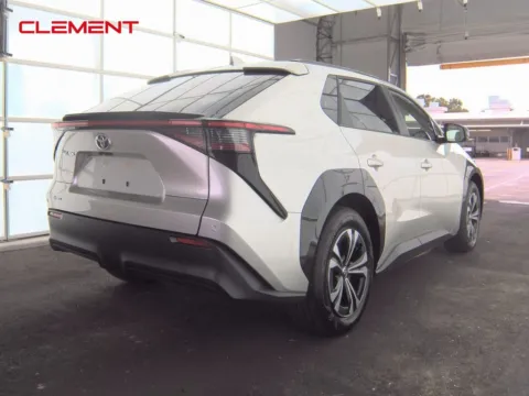 More photos of 2024 Toyota bZ4X XLE at Clement Supercenter, MO