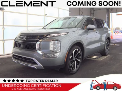 Gray 2024 Mitsubishi Outlander SE for sale in St. Charles, MO