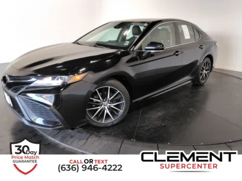 Gray 2023 Toyota Camry SE for sale in St. Charles, MO