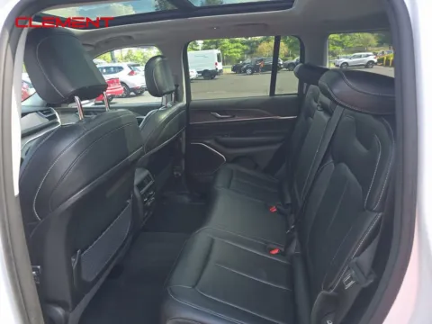 More photos of 2022 Jeep Grand Cherokee 4xe at Clement Supercenter, MO