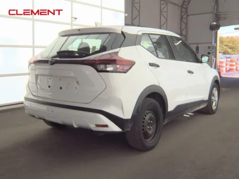 More photos of 2022 Nissan Kicks S at Clement Supercenter, MO