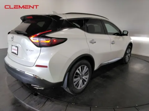 More photos of 2023 Nissan Murano SV at Clement Supercenter, MO