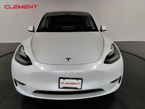 Photos of 2022 Tesla Model Y Performance for sale in St. Charles, MO at Clement Supercenter