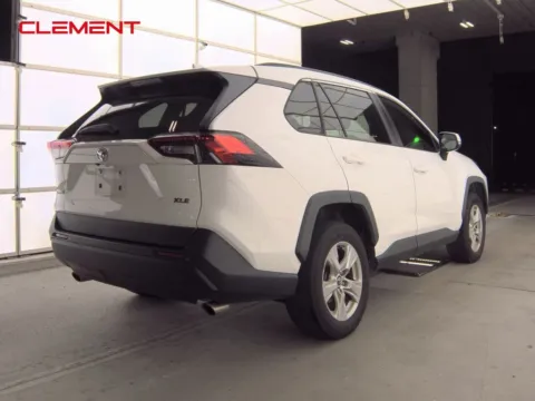 More photos of 2020 Toyota RAV4 XLE at Clement Supercenter, MO