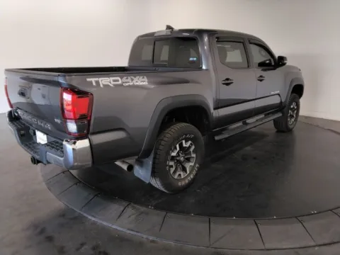 More photos of 2018 Toyota Tacoma TRD Off-Road at Clement Supercenter, MO