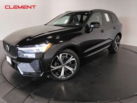 Black 2022 Volvo XC60 Recharge Plug-In Hybrid T8 R-Design for sale in St. Charles, MO