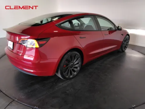 More photos of 2022 Tesla Model 3 Performance at Clement Supercenter, MO