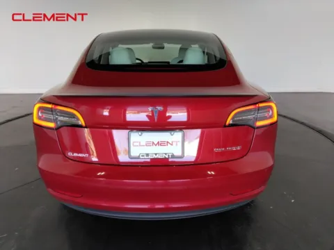 More photos of 2022 Tesla Model 3 Performance at Clement Supercenter, MO