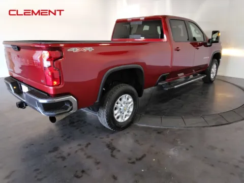 More photos of 2022 Chevrolet Silverado 2500HD LT at Clement Supercenter, MO