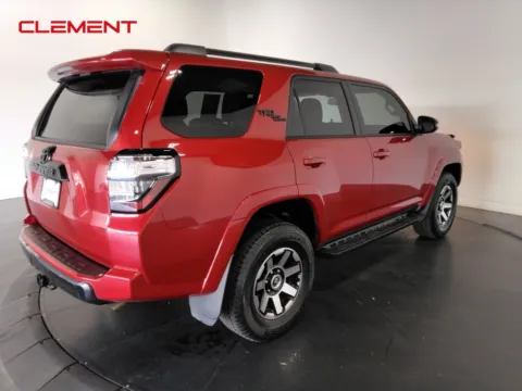 More photos of 2022 Toyota 4Runner TRD Off-Road Premium at Clement Supercenter, MO