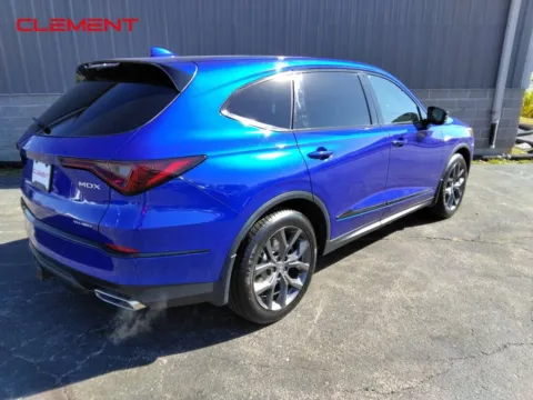 More photos of 2022 Acura MDX A-Spec at Clement Supercenter, MO